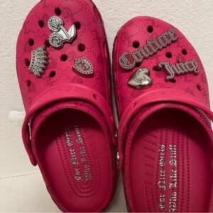 Juicy Couture Pink woman crocs with Charms